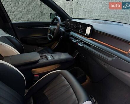 Серый Киа EV9, объемом двигателя 0 л и пробегом 11 тыс. км за 44500 $, фото 21 на Automoto.ua