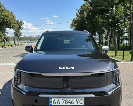 Сірий Кіа EV9, об'ємом двигуна 0 л та пробігом 19 тис. км за 59000 $, фото 2 на Automoto.ua