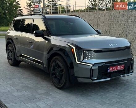 Серый Киа EV9, объемом двигателя 0 л и пробегом 11 тыс. км за 44500 $, фото 6 на Automoto.ua