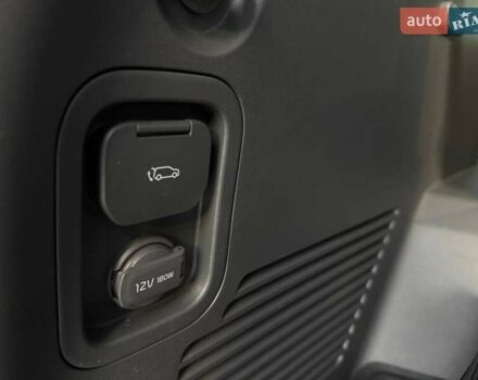 Серый Киа EV9, объемом двигателя 0 л и пробегом 11 тыс. км за 44500 $, фото 49 на Automoto.ua