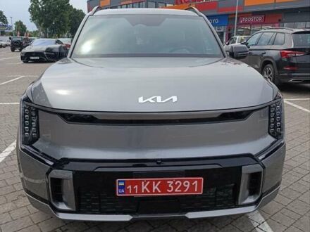 Киа EV9 2024 в Ирпене на Automoto.ua Серый Киа EV9, объемом двигателя 0 л и пробегом 6 тыс. км за 45000 $, фото 1 на Automoto.ua