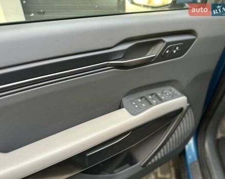 Синий Киа EV9, объемом двигателя 0 л и пробегом 33 тыс. км за 43990 $, фото 35 на Automoto.ua