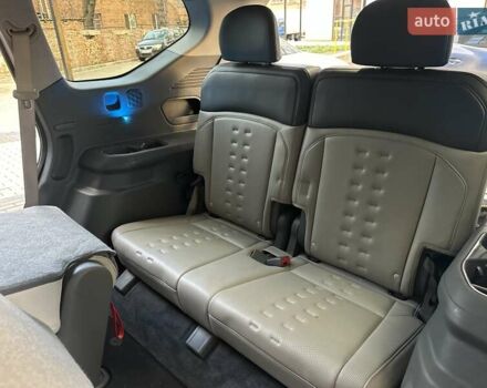 Синий Киа EV9, объемом двигателя 0 л и пробегом 33 тыс. км за 43990 $, фото 25 на Automoto.ua