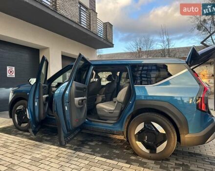 Синий Киа EV9, объемом двигателя 0 л и пробегом 33 тыс. км за 43990 $, фото 11 на Automoto.ua