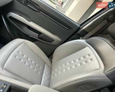 Синий Киа EV9, объемом двигателя 0 л и пробегом 33 тыс. км за 43990 $, фото 28 на Automoto.ua