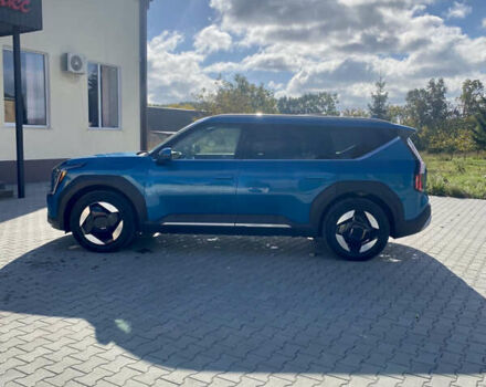 Синий Киа EV9, объемом двигателя 0 л и пробегом 32 тыс. км за 43500 $, фото 6 на Automoto.ua