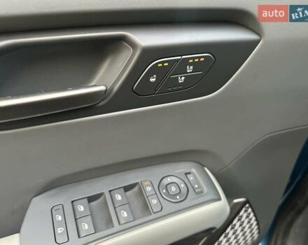 Синий Киа EV9, объемом двигателя 0 л и пробегом 33 тыс. км за 43990 $, фото 34 на Automoto.ua