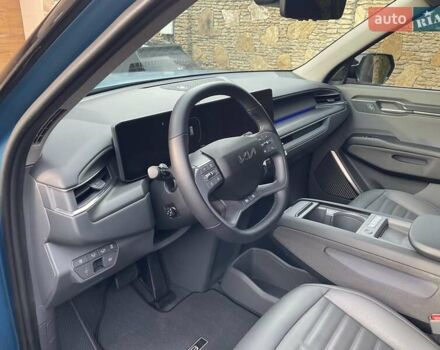 Синий Киа EV9, объемом двигателя 0 л и пробегом 12 тыс. км за 43999 $, фото 19 на Automoto.ua