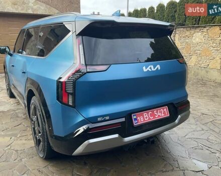 Синий Киа EV9, объемом двигателя 0 л и пробегом 12 тыс. км за 43999 $, фото 6 на Automoto.ua