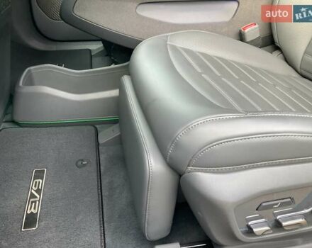 Синий Киа EV9, объемом двигателя 0 л и пробегом 12 тыс. км за 43999 $, фото 25 на Automoto.ua