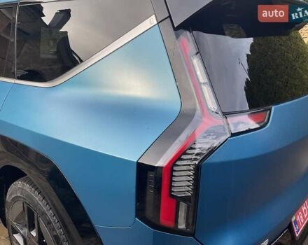 Синий Киа EV9, объемом двигателя 0 л и пробегом 12 тыс. км за 43999 $, фото 8 на Automoto.ua