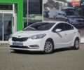 Белый Киа K3, объемом двигателя 1.6 л и пробегом 233 тыс. км за 8348 $, фото 1 на Automoto.ua