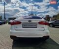 Белый Киа K3, объемом двигателя 1.6 л и пробегом 233 тыс. км за 8348 $, фото 4 на Automoto.ua