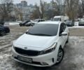 Білий Кіа K3, об'ємом двигуна 1.58 л та пробігом 137 тис. км за 8900 $, фото 14 на Automoto.ua