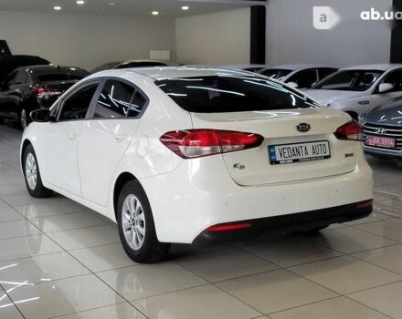Киа K3 2017 в Киеве на Automoto.ua Киа K3, объемом двигателя 1.6 л и пробегом 118 тыс. км за 12900 $, фото 5 на Automoto.ua