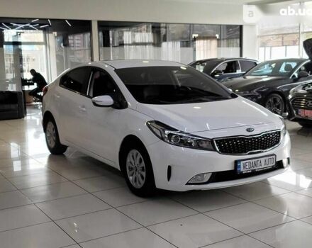 Киа K3 2017 в Киеве на Automoto.ua Киа K3, объемом двигателя 1.6 л и пробегом 118 тыс. км за 12900 $, фото 1 на Automoto.ua