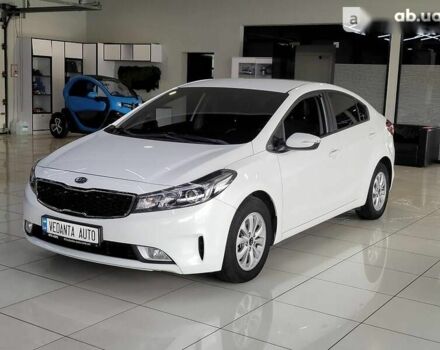 Киа K3 2017 в Киеве на Automoto.ua Киа K3, объемом двигателя 1.6 л и пробегом 118 тыс. км за 12900 $, фото 2 на Automoto.ua