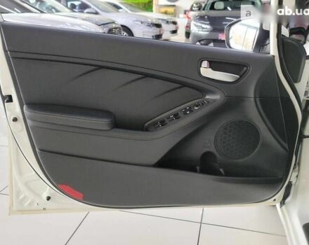 Киа K3 2017 в Киеве на Automoto.ua Киа K3, объемом двигателя 1.6 л и пробегом 118 тыс. км за 12900 $, фото 10 на Automoto.ua