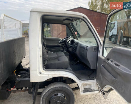 Белый Киа K3000S, объемом двигателя 3 л и пробегом 272 тыс. км за 7000 $, фото 18 на Automoto.ua