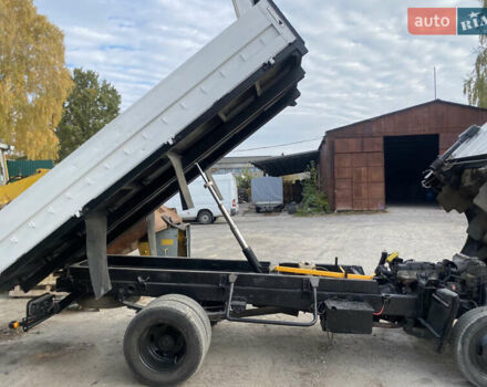 Белый Киа K3000S, объемом двигателя 3 л и пробегом 272 тыс. км за 7000 $, фото 2 на Automoto.ua