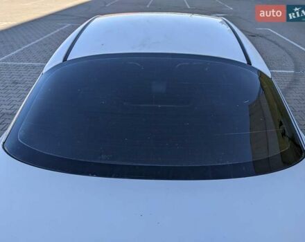 Белый Киа K5, объемом двигателя 2 л и пробегом 420 тыс. км за 7800 $, фото 11 на Automoto.ua