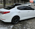 Белый Киа K5, объемом двигателя 2 л и пробегом 226 тыс. км за 9500 $, фото 18 на Automoto.ua