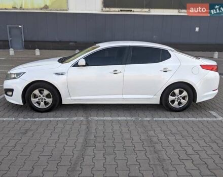 Білий Кіа K5, об'ємом двигуна 2 л та пробігом 420 тис. км за 7200 $, фото 2 на Automoto.ua