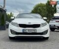 Білий Кіа K5, об'ємом двигуна 2 л та пробігом 374 тис. км за 7700 $, фото 6 на Automoto.ua