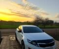 Белый Киа K5, объемом двигателя 2 л и пробегом 129 тыс. км за 15000 $, фото 1 на Automoto.ua