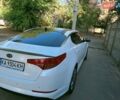 Белый Киа K5, объемом двигателя 2 л и пробегом 216 тыс. км за 9500 $, фото 6 на Automoto.ua