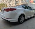 Белый Киа K5, объемом двигателя 2 л и пробегом 298 тыс. км за 7300 $, фото 8 на Automoto.ua