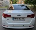 Белый Киа K5, объемом двигателя 2 л и пробегом 298 тыс. км за 7300 $, фото 7 на Automoto.ua