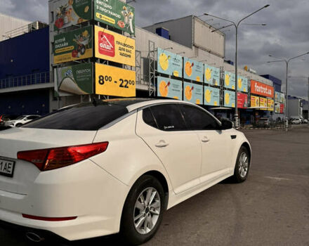Белый Киа K5, объемом двигателя 2 л и пробегом 180 тыс. км за 6200 $, фото 2 на Automoto.ua