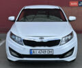 Білий Кіа K5, об'ємом двигуна 2 л та пробігом 422 тис. км за 6999 $, фото 4 на Automoto.ua