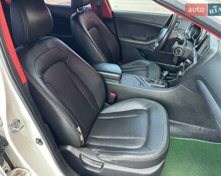 Білий Кіа K5, об'ємом двигуна 2 л та пробігом 420 тис. км за 6700 $, фото 26 на Automoto.ua