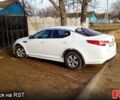 Белый Киа K5, объемом двигателя 20 л и пробегом 430 тыс. км за 8000 $, фото 1 на Automoto.ua