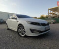 Белый Киа K5, объемом двигателя 2 л и пробегом 209 тыс. км за 10200 $, фото 1 на Automoto.ua