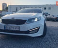 Белый Киа K5, объемом двигателя 2 л и пробегом 209 тыс. км за 10200 $, фото 10 на Automoto.ua