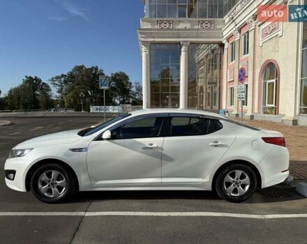 Белый Киа K5, объемом двигателя 2 л и пробегом 98 тыс. км за 9000 $, фото 23 на Automoto.ua