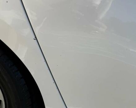 Белый Киа K5, объемом двигателя 2 л и пробегом 98 тыс. км за 9000 $, фото 3 на Automoto.ua