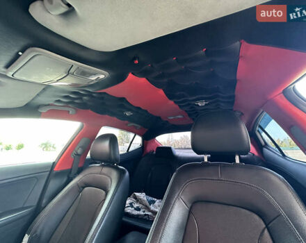 Білий Кіа K5, об'ємом двигуна 2 л та пробігом 420 тис. км за 6700 $, фото 33 на Automoto.ua