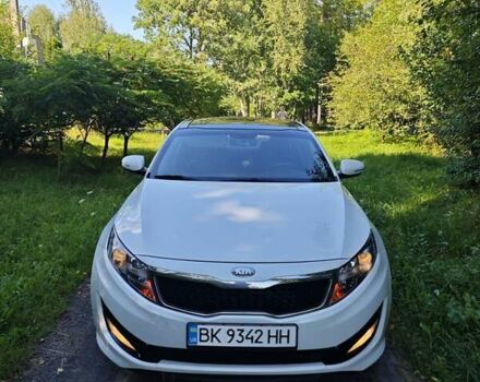 Белый Киа K5, объемом двигателя 2 л и пробегом 240 тыс. км за 9990 $, фото 10 на Automoto.ua
