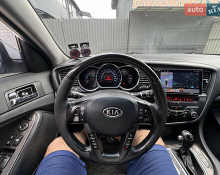 Белый Киа K5, объемом двигателя 2 л и пробегом 222 тыс. км за 11500 $, фото 11 на Automoto.ua