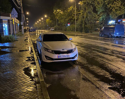 Белый Киа K5, объемом двигателя 2 л и пробегом 450 тыс. км за 8000 $, фото 9 на Automoto.ua