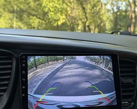 Белый Киа K5, объемом двигателя 2 л и пробегом 98 тыс. км за 9000 $, фото 28 на Automoto.ua