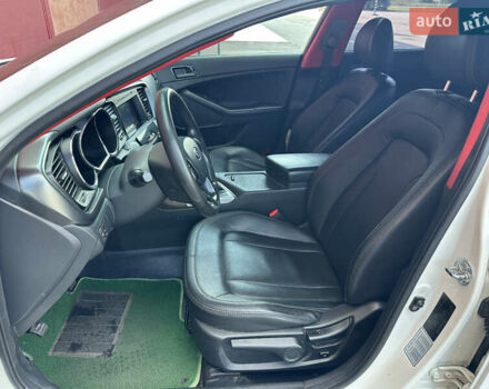 Білий Кіа K5, об'ємом двигуна 2 л та пробігом 422 тис. км за 6999 $, фото 17 на Automoto.ua