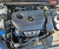 Белый Киа K5, объемом двигателя 2 л и пробегом 266 тыс. км за 7000 $, фото 9 на Automoto.ua
