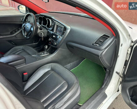 Білий Кіа K5, об'ємом двигуна 2 л та пробігом 420 тис. км за 6700 $, фото 25 на Automoto.ua
