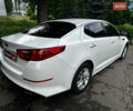 Білий Кіа K5, об'ємом двигуна 2 л та пробігом 261 тис. км за 9290 $, фото 5 на Automoto.ua