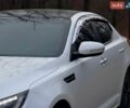 Білий Кіа K5, об'ємом двигуна 2 л та пробігом 222 тис. км за 10700 $, фото 1 на Automoto.ua
